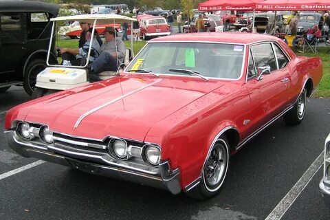 100 cars