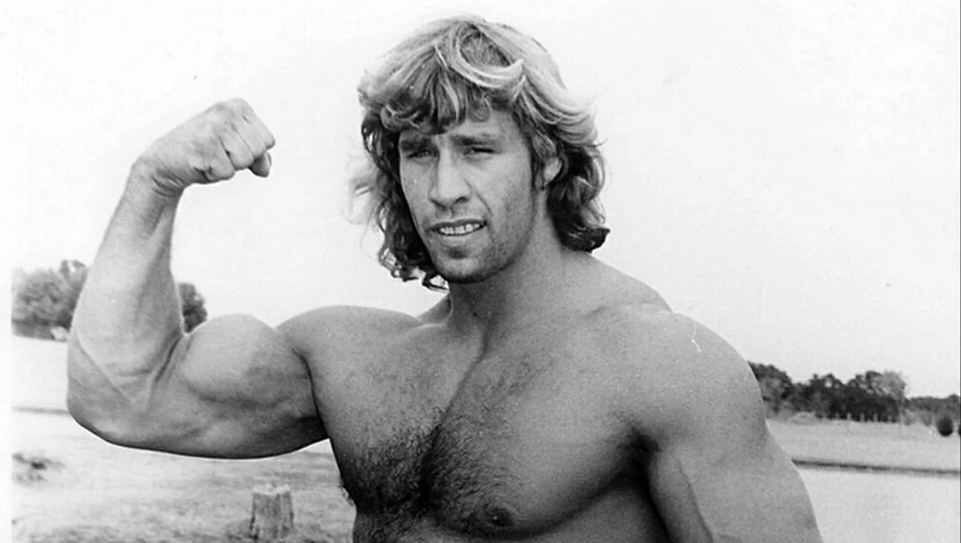 Семья фон эрих история. Керри фон Эрих. Рестлеры фон Эрих. Kerry von Erich Leg. Керри Мэтьюз.