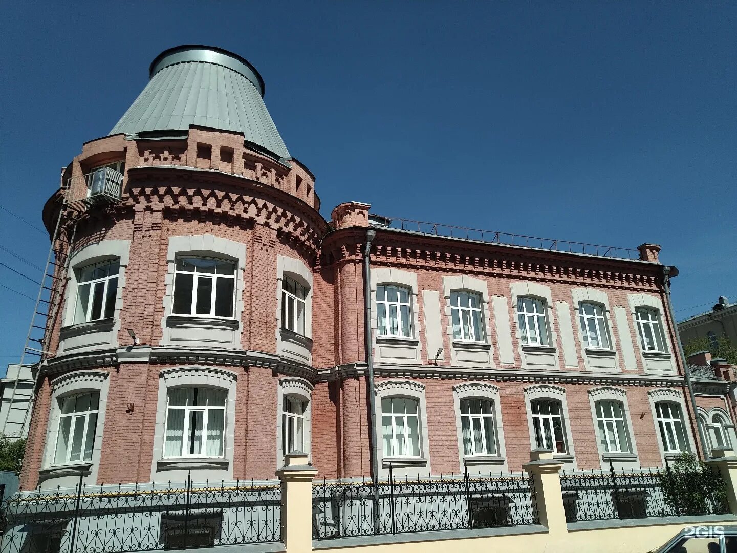 Москва паразитология имени марциновского. Институт паразитологии им марциновского. институт паразитологии пироговская 20 стр 1 малая. институт паразитологии им марциновского здание. институт тропической медицины в антверпене.