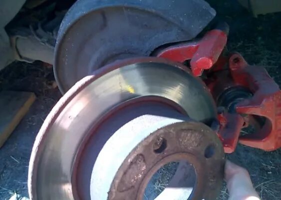 4 задние. задние тормозные колодки ауди а6 с5. колодки тормозные задние ауди 100. колодки задние ауди а6 с5. задние колодки а6 с5.