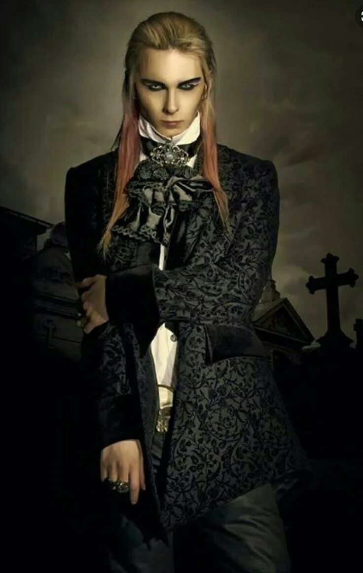 Декаданс в одежде. Victorian vampire goth стиль. алазар маевский. аристократический стиль в одежде. готический образ мужчины.