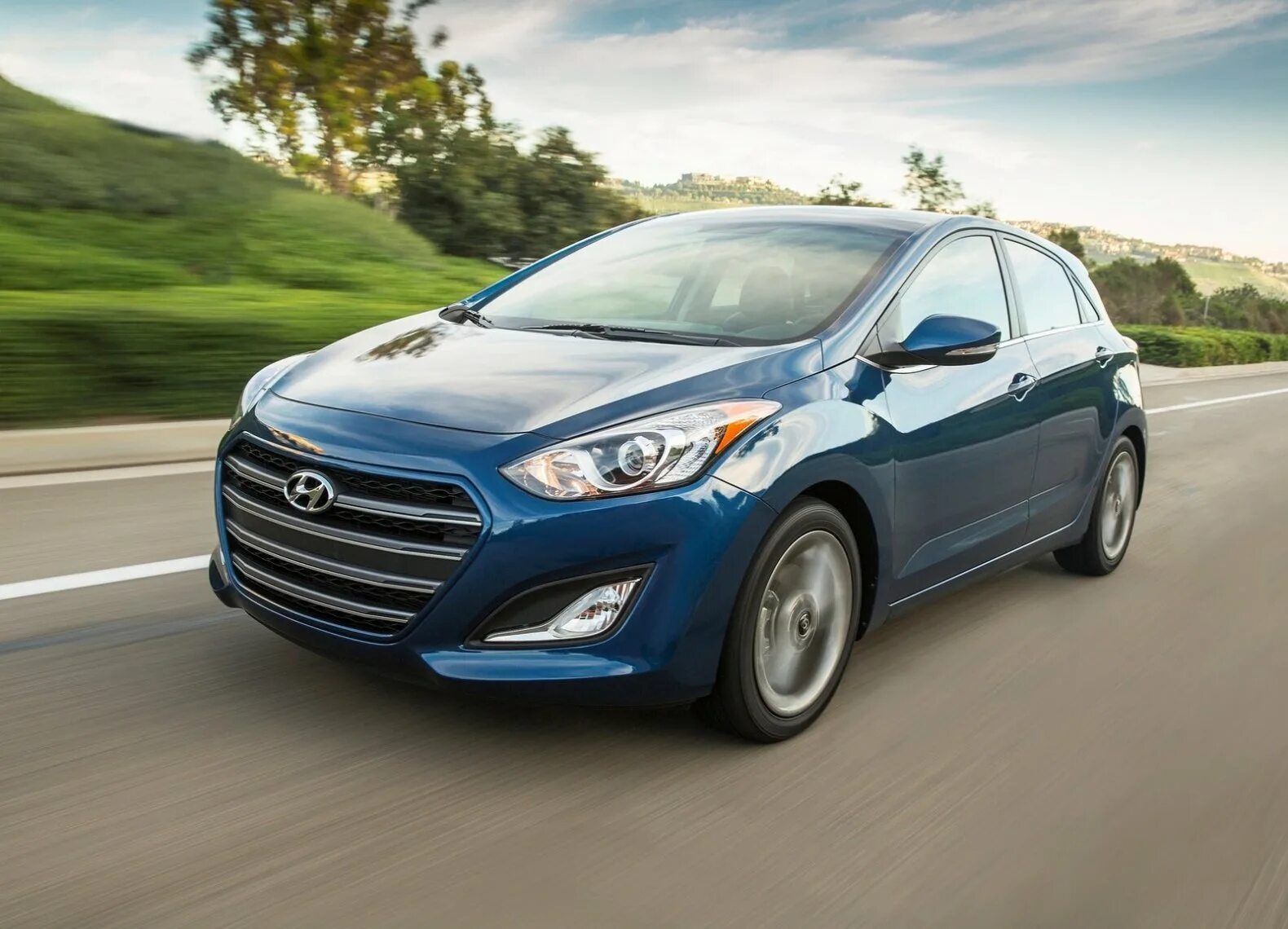 Почему хендай. Аванте 3. Hyundai elantra 2014. Fh creta 20. 6 solaris 2010.