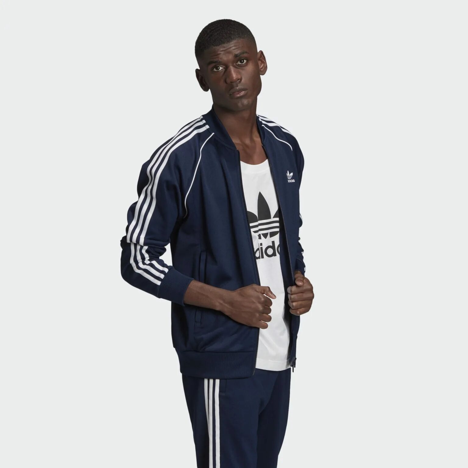 Adidas originals adicolor classics. Олимпийка adicolor classics primeblue sst. брюки adicolor classics primeblue sst. олимпийка sst adidas originals.