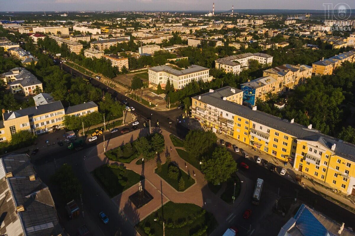 Дзержинск центр города. Современный Дзержинск. Дзержинск 2005. Главная улица Дзержинска Нижегородской области.