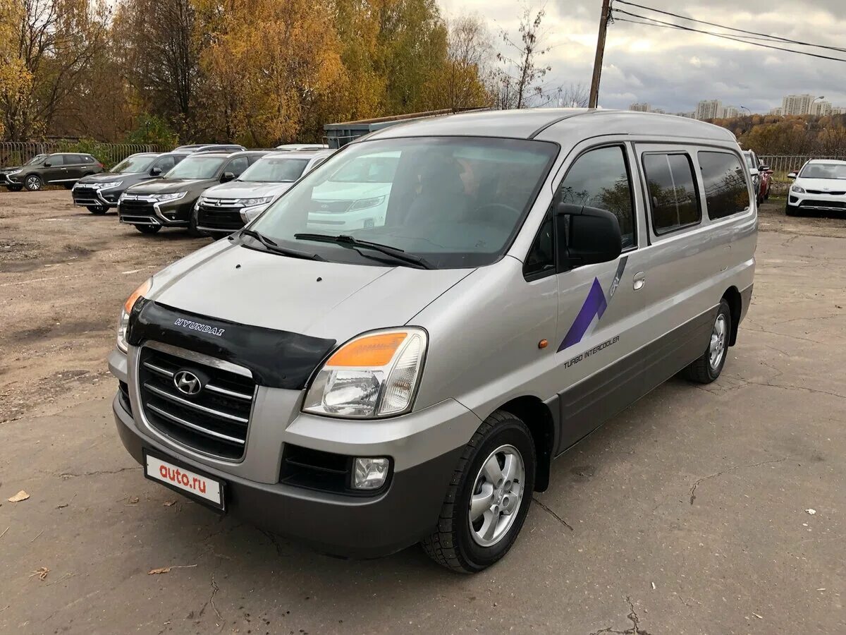 Куплю starex б у. Hyundai Starex 2007. Hyundai Starex 2 2007. Hyundai Starex 2007 минивэн. Hyundai Starex 2007 черный.