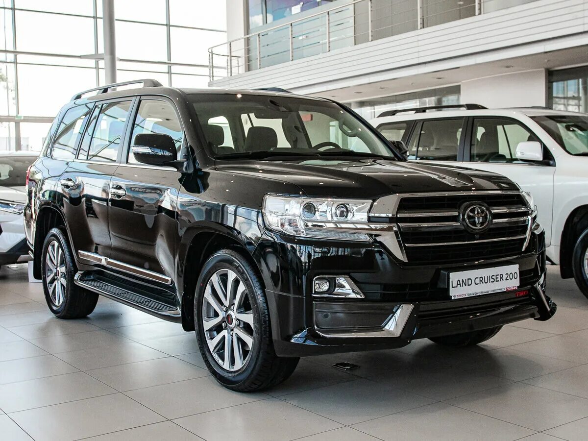 Toyota land cruiser 200 2020. тойота ленд крузер 200 2021 белый. Toyota land cruiser 200 белый. годы рестайлинга ленд крузер 200. годы рестайлинга ленд крузер 200.