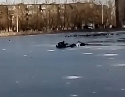 Видели кто нибудь как умирает лед