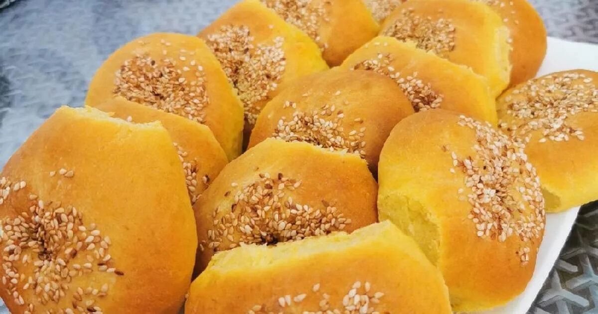 Булочки из тыквенного теста. Тыквенные булочки на дрожжах. булочки из тыквы из тыквенного теста. булочки с тыквой для диабетиков. булочки из тыквы по турецки.