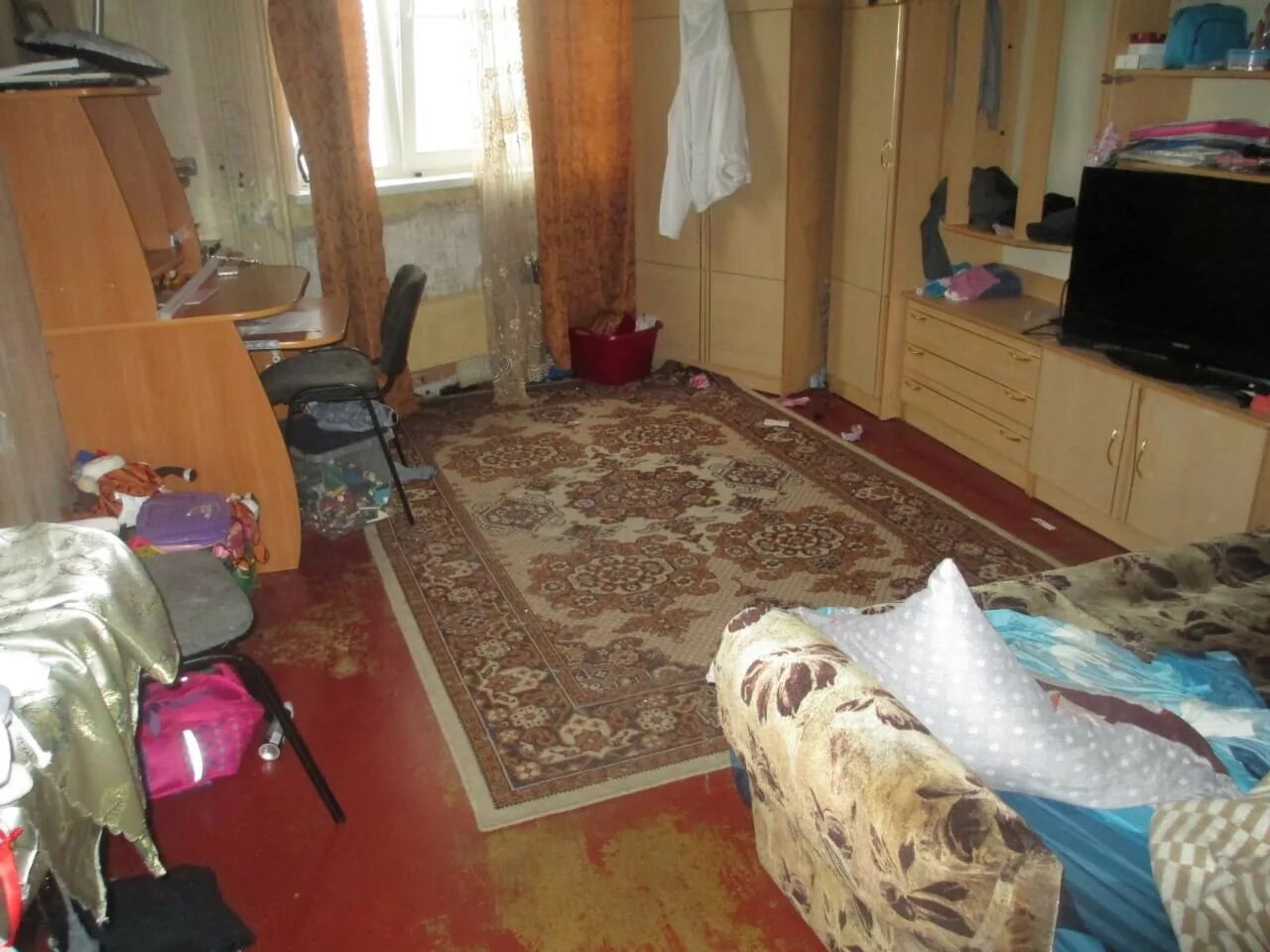 Школа 1164 убили женщину. Женщины убившие любовниц. Женщины убившие любовниц. Женщину убили на улице. Женщину убили на улице.