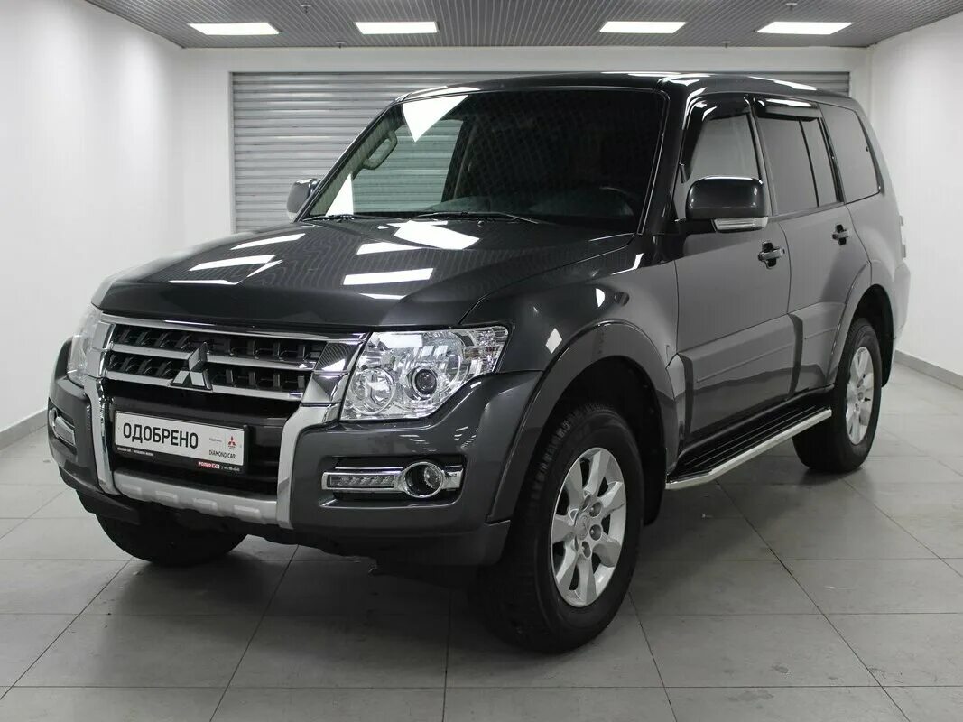 Mitsubishi pajero 2014