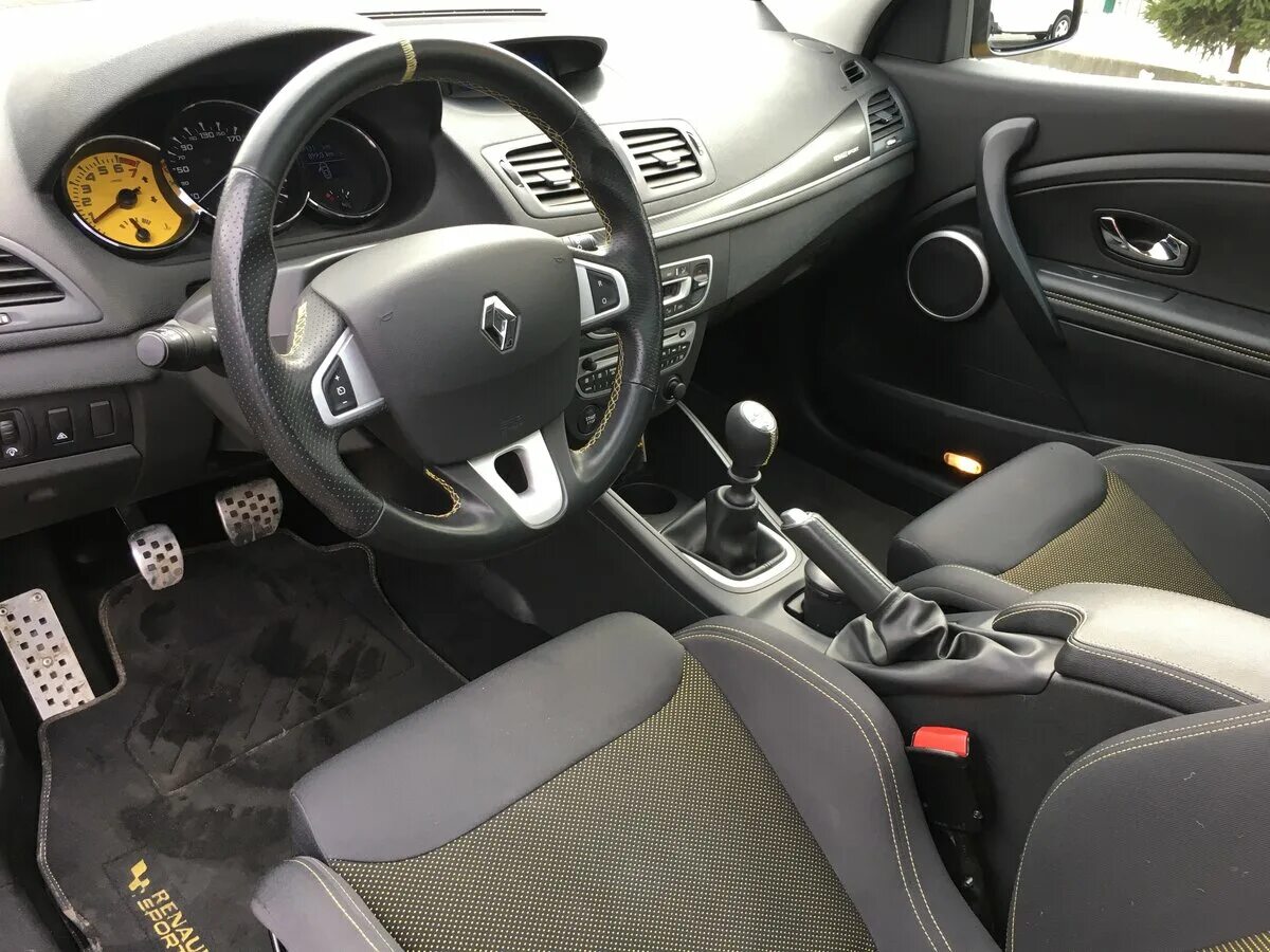 скрип в подвеске рено меган 2. скрипы салона рено дастер. пыльник рулевого вала рено колеос. пыльник рулевого вала рено симбол. рено логан скрипит дверь при открывании.