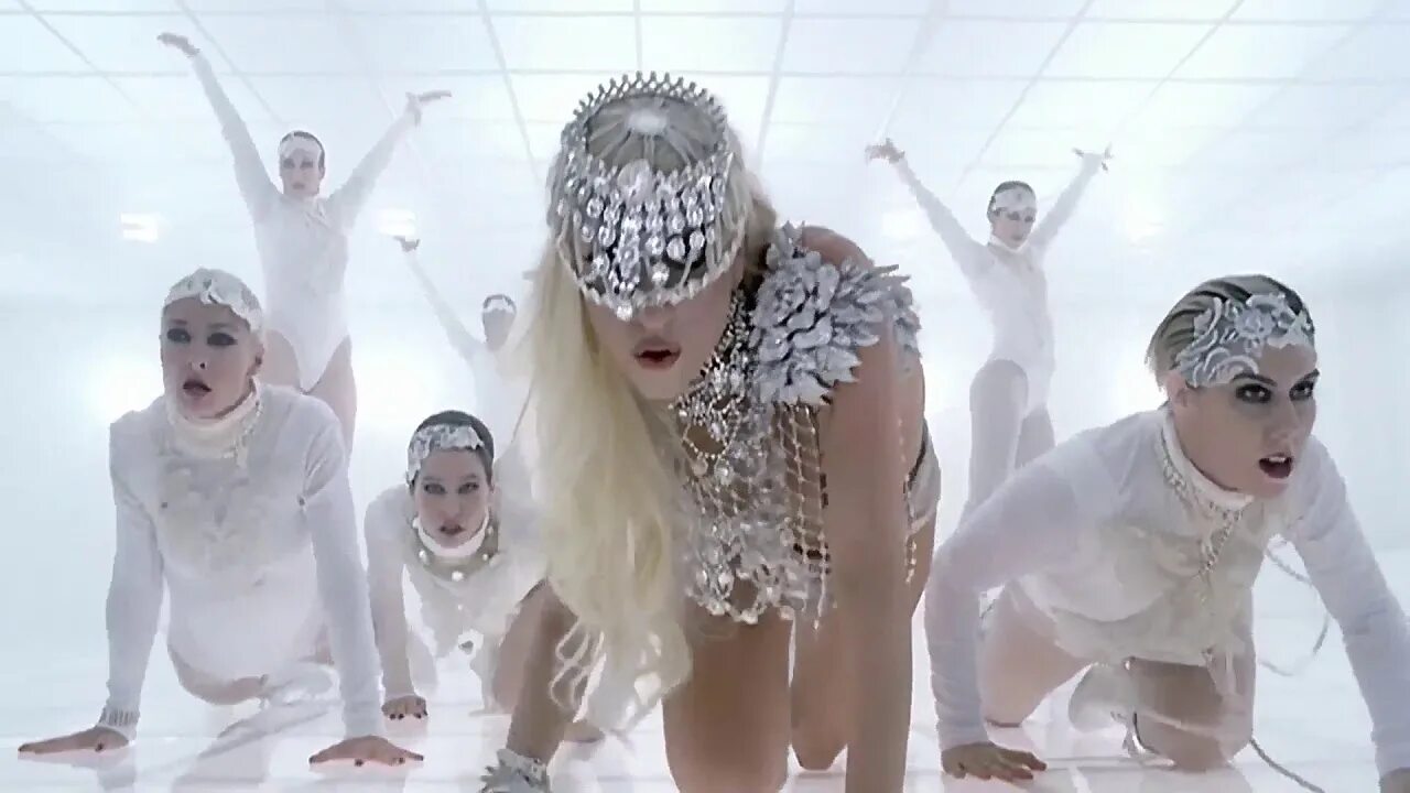 Lady Gaga Bad Romance. Lady Gaga Романов. Cruella - Bad Romance - Lady Gaga. Lady Gaga Bad Romance 2009. Romance клип