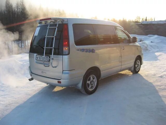 Таун айс чита. Toyota Town Ace Noah 2001. Тойота Таун айс Ноах 2001. Тойота Таун айс Ноах 2001г. Тойота лит айс Ноах 2001.