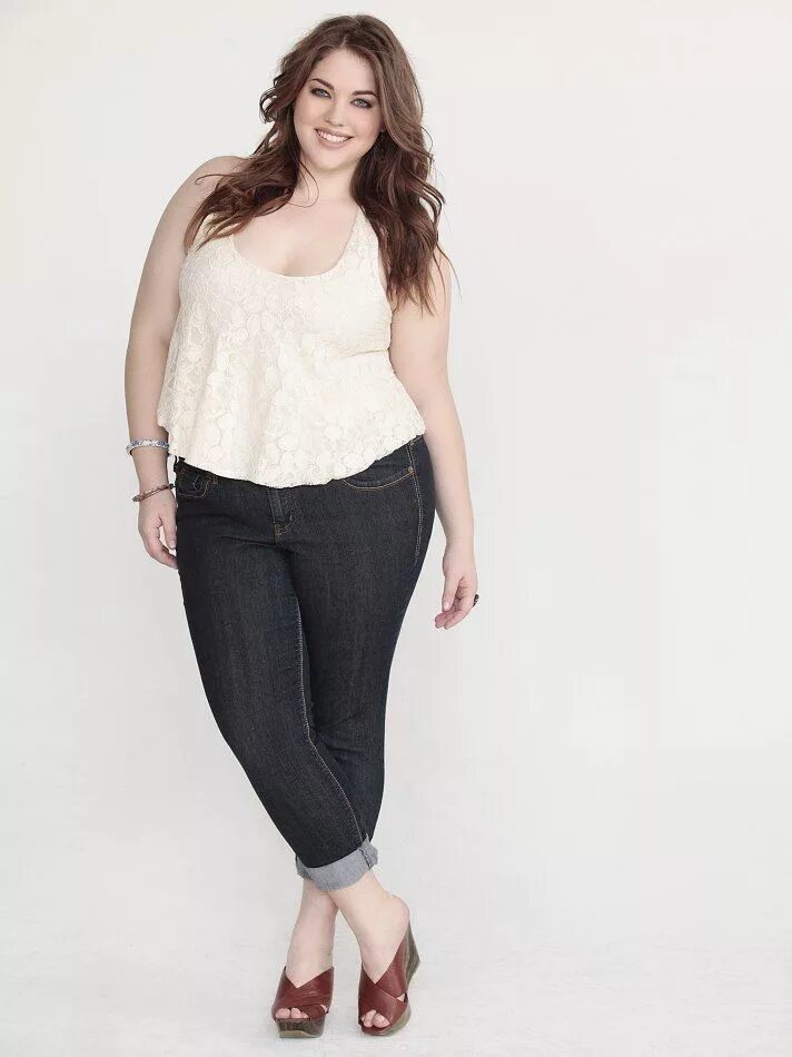 толстая женщина в полный рост. тара линн модель плюс сайз. упитанные люди. плюс сайз модель бри киш. полные девушки.