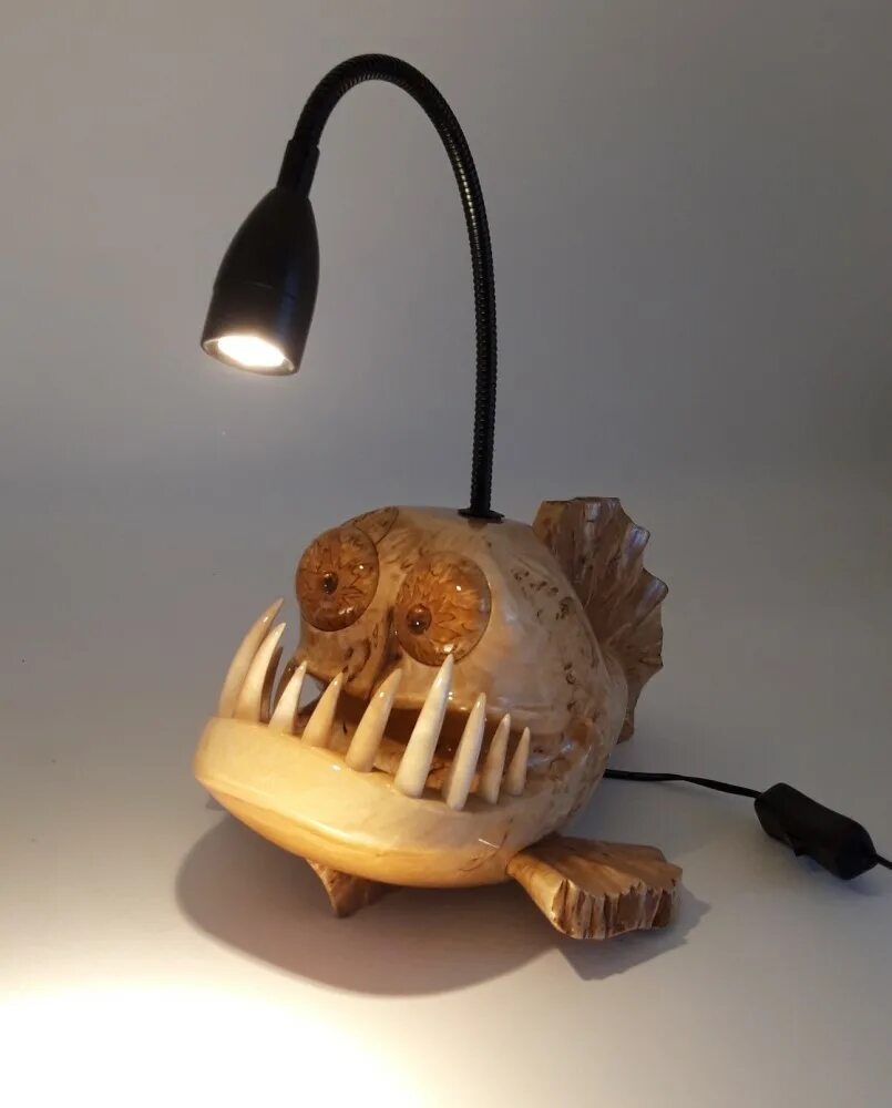 рыба со светильником. светильник рыба удильщик. рыба удильщик рыба удильщик. морской удильщик. глубоководный удильщик (морской дьявол).