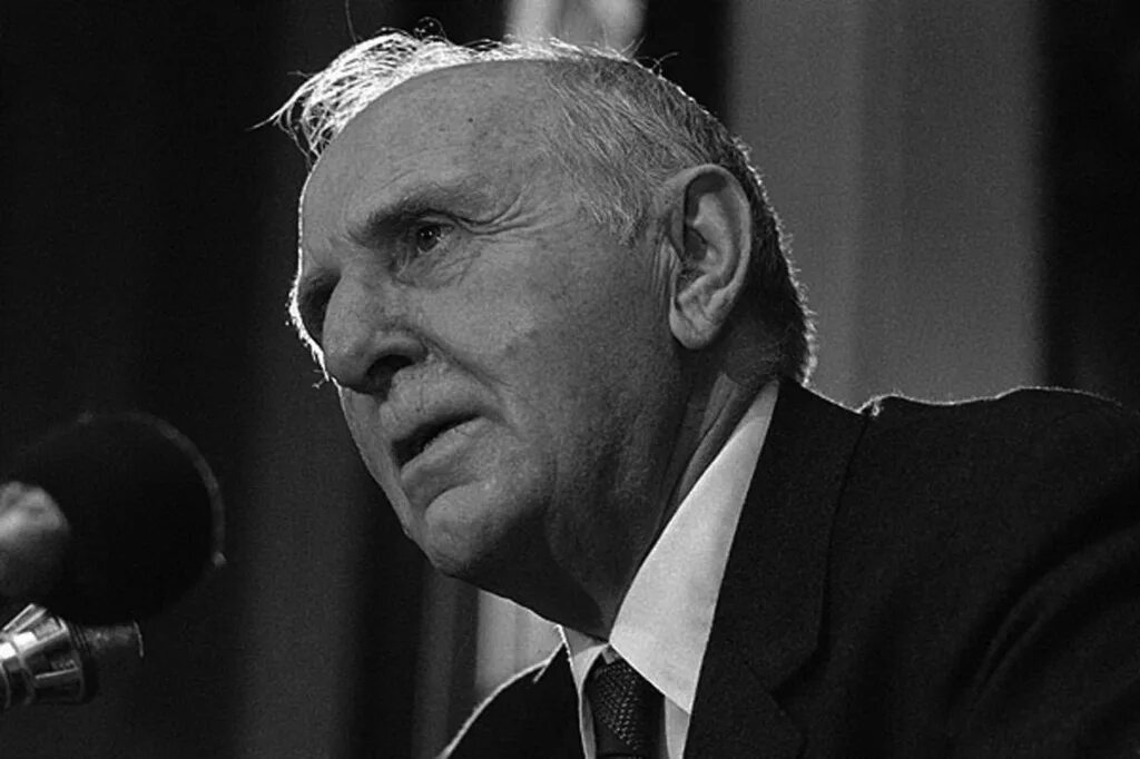 Simon smith. смит. саймон смит 2007 мультфильм. дэн уиллмотт. саймон смит.