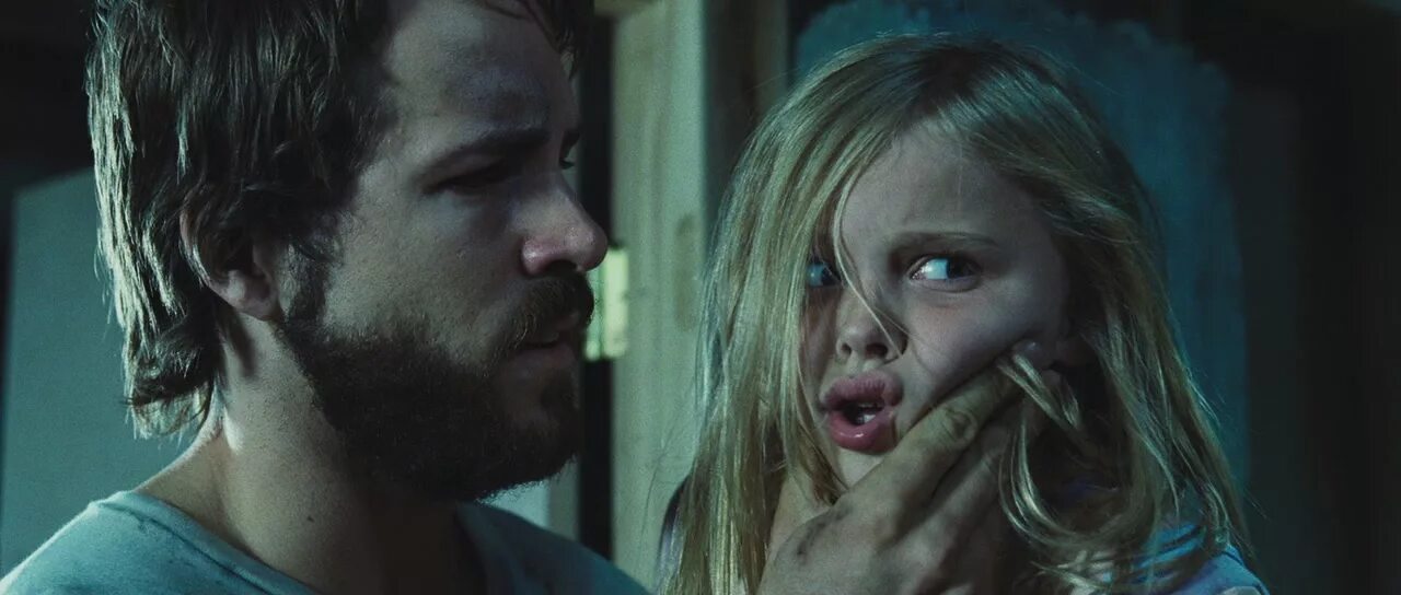 ужас амитивилля 2005 няня. ужас амитивилля фильм 2017. ужас амитивилля фильм постер. ужас амитивилля: пробуждение фильм 2017. ужасы амитивилля 2005 отзывы.