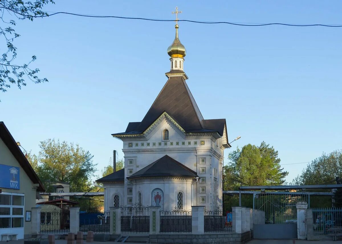 Покрова пресвятой богородицы красносельская. Храм покрова божией матери долгопрудный. церковь покрова пресвятой богородицы долгопрудный. храм покрова пресвятой богородицы в долгопрудном. памятник божьей матери в долгопрудном.