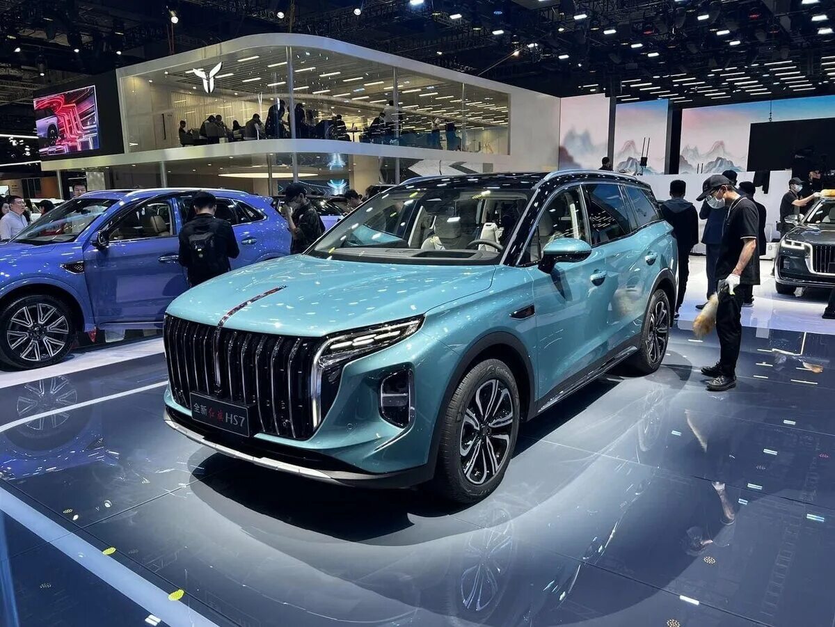 Новая китайская машина 2022. Hongqi hs7 2024. Voyage электрокар китай. 2023 toyota bz4x. Шанхай автосалон 2021 чанган.