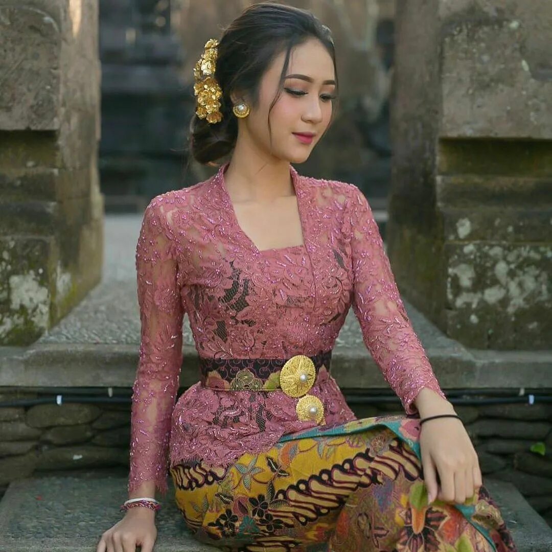 Bali hot. Кебайя. kebaya bali hot.