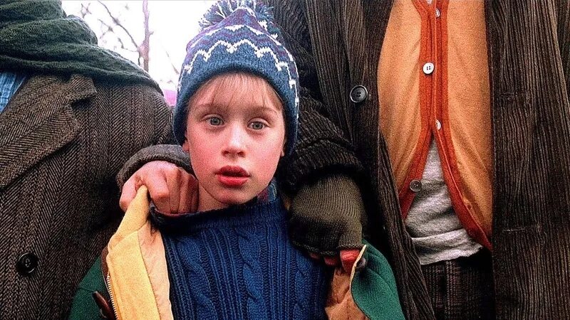 4 поймали дома. Один дома 2: затерянный в нью-йорке (1992). кевин один дома 2. один дома 2 кевин в нью йорке.
