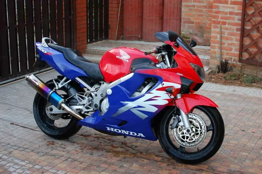 Honda cbr600f. Honda CBR 600 f3. Honda CBR 600 1999. Honda CBR 600f 1999.