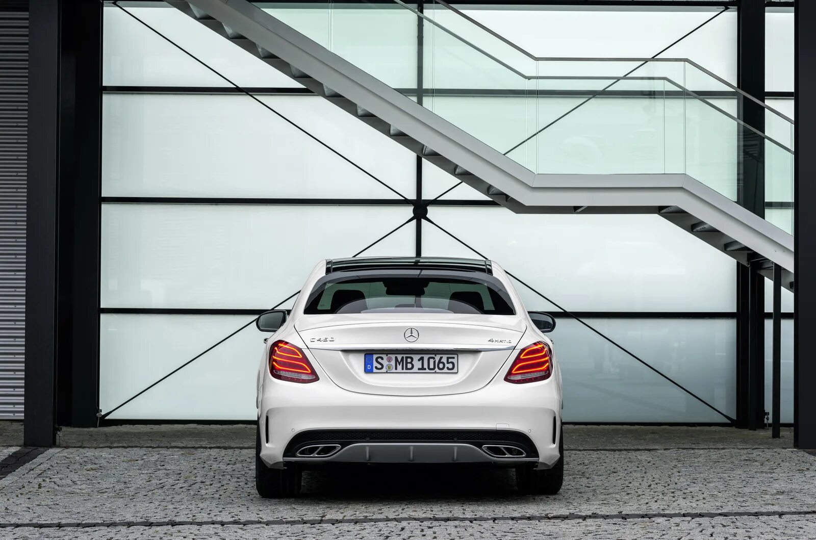 2016 450. Mercedes c450 amg. mercedes c450 amg sport. mercedes benz c450 w205. мерседес с 450 амг 4 матик.
