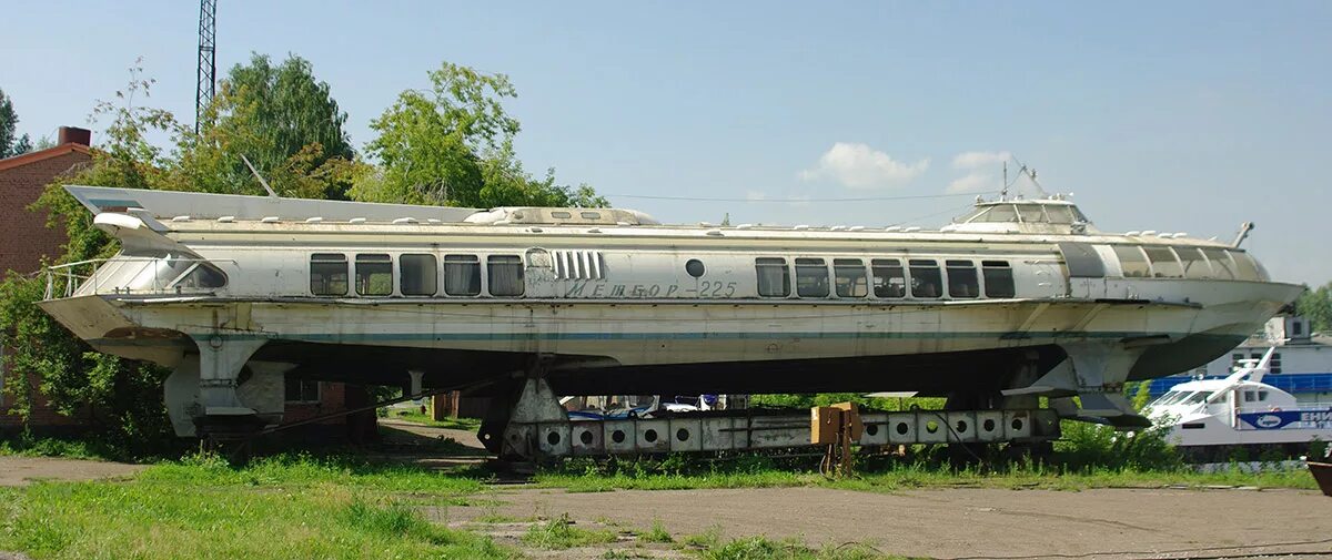 Ростов метеор. Метеор-225. метеор корабль пермь. метеор катер пермь. теплоход метеор омск.
