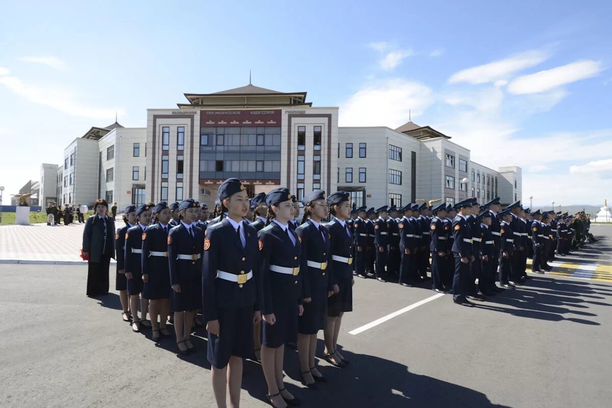 Президентское кадетское училище Кызыл. Тыва Кызыл кадетское училище. Президентский кадетский корпус Кызыл. Президентское кадетское училище город Кызыл.