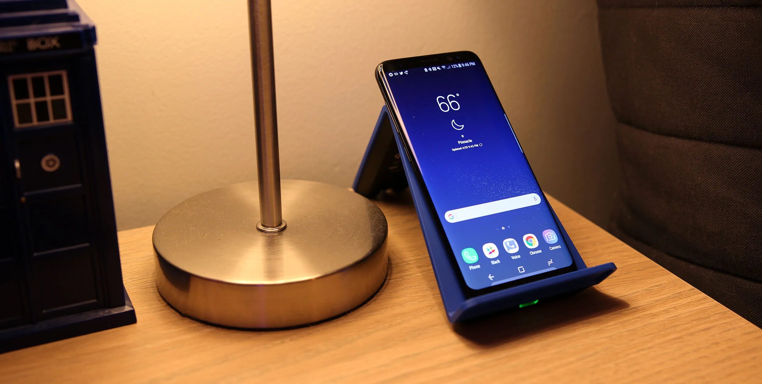 Samsung s8 зарядка. Samsung Galaxy s8 Wireless Charging. Samsung Galaxy s8 беспроводная зарядка. Беспроводная зарядка Samsung s8. PMA беспроводная зарядка.