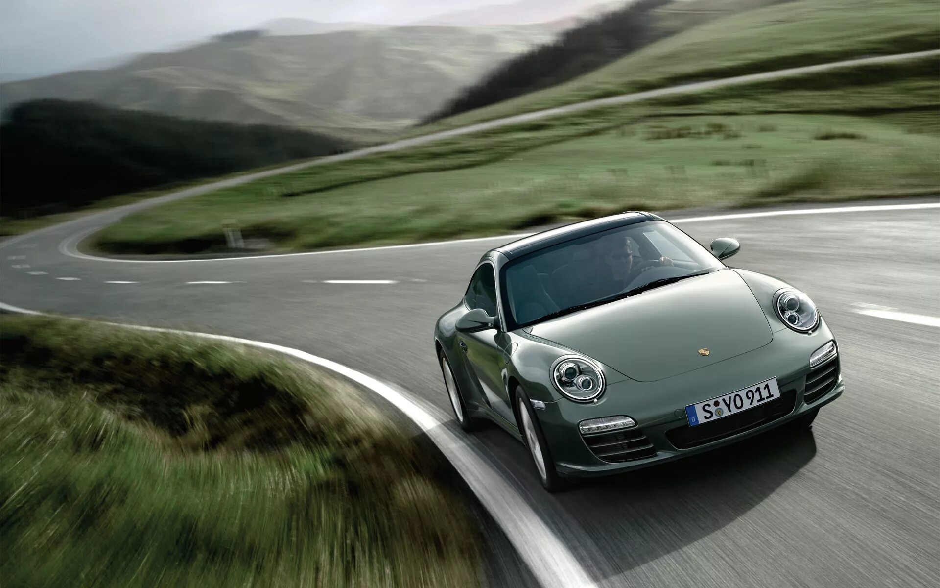 Скорость порша. Porshe 911 targa 4s. Порше 911 gt3. Порше родстер спайдер. Скорость порше 911 скорость.
