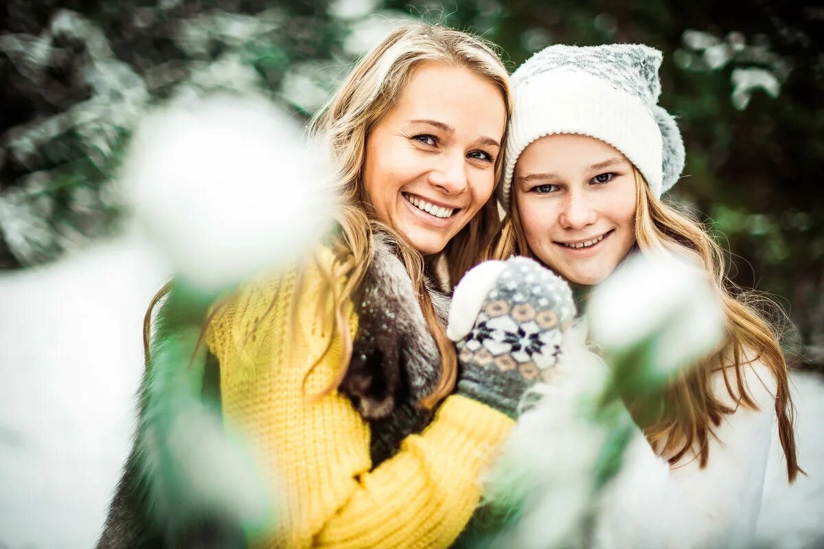 20 лет взрослая дочь. взрослая дочка с мамой красивые. Mother. джолин диаз и мейлани паркс. 20 лет взрослая дочь.