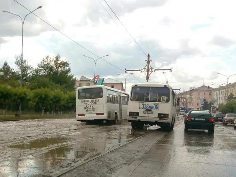 Забастовка водителей. Случай в автобусе в казахстане. Маршрут автобуса новосибирск — темиртау. Автобус караганда. 107 автобус темиртау.