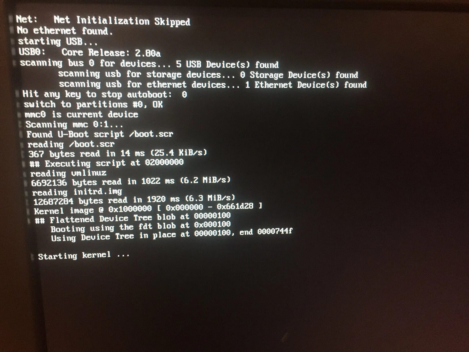 Js после загрузки. Booting the Kernel зависает. Linux зависает намертво. Ubuntu Stuck on Boot. Start booting from USB device.
