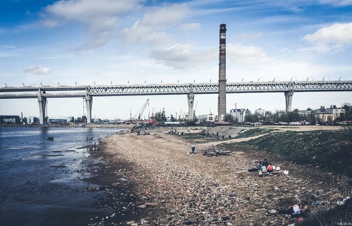 Ради сквера и канонерцев