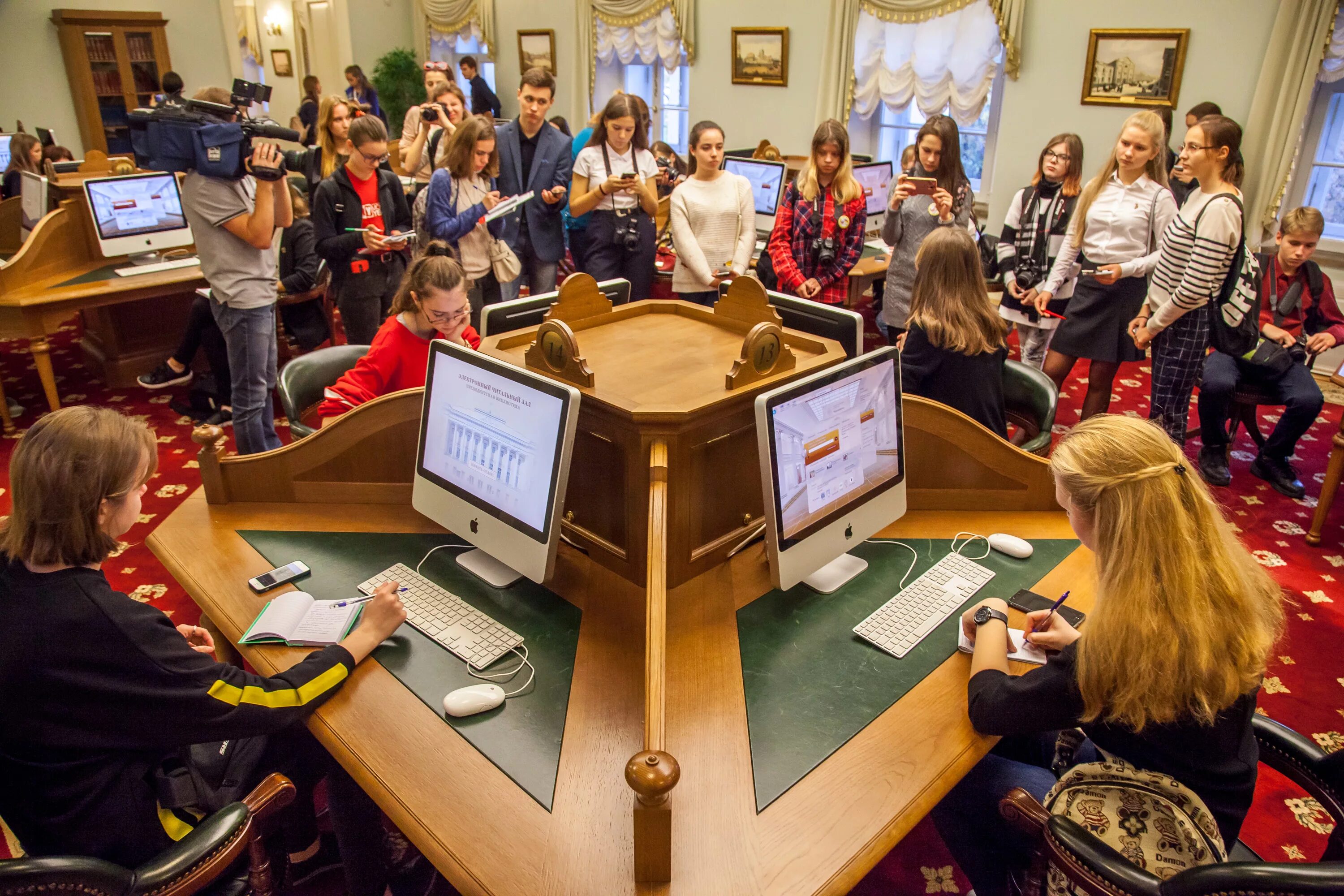 Доступна всем желающим. Библиотека Ельцина Санкт-Петербург. Президентская библиотека Питер. Президентская библиотека Ельцина. Библиотека имени Ельцина СПБ.