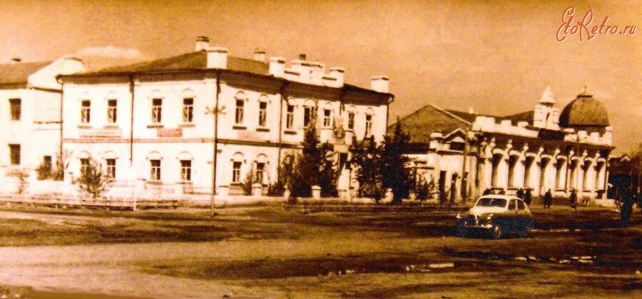 Город акмолинск. Дворец целинников целиноград. Акмолинск в 30 годы. Акмола город. Акмолинск 19 век.