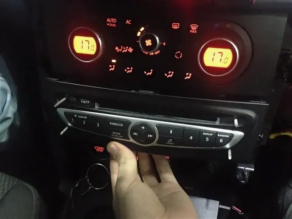 Колеос как снять магнитолу снимаем магнитолу Renault Latitude, 2 л, 2012 года автозвук DRIVE2