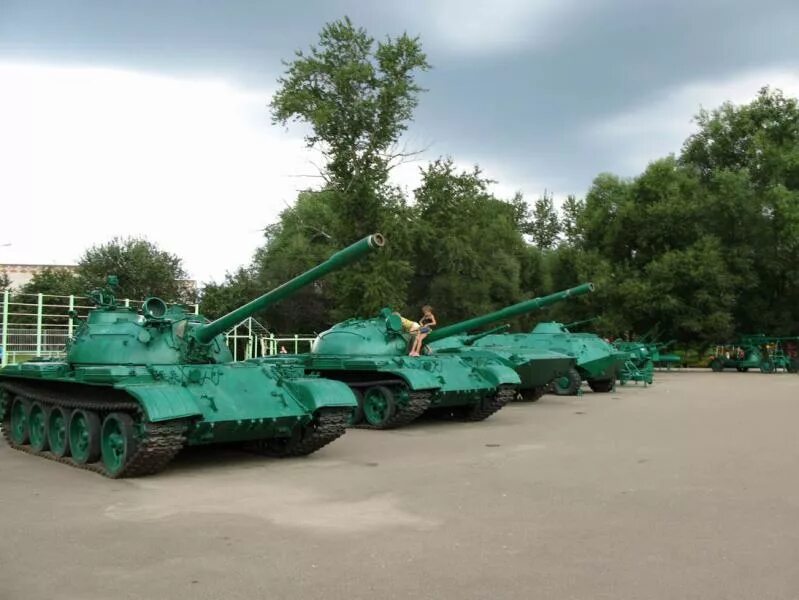 Жк маклинское поле в малоярославце коммунальная 33. Д. Малоярославец танки. Городское поселение малоярославец. Кв малоярославец.