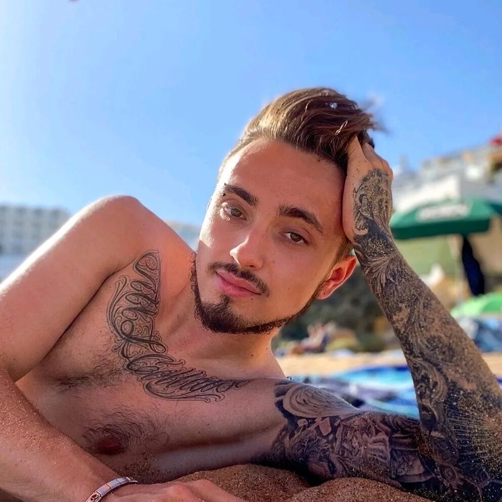 Эдуард эдисон перец. Эдуард перец 2021. Эдуард эдисон перец. Эдисон ютубер. Эдисон перец.