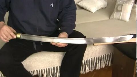Точил шпагу