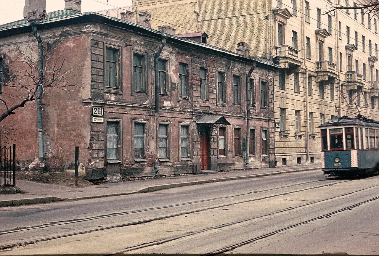 10 линия васильевского острова 17. Ленинград Васильевский остров. Ленинград 80-х Васильевский остров. Средний проспект Васильевского острова Ленинград. 20 Линия Васильевского острова.