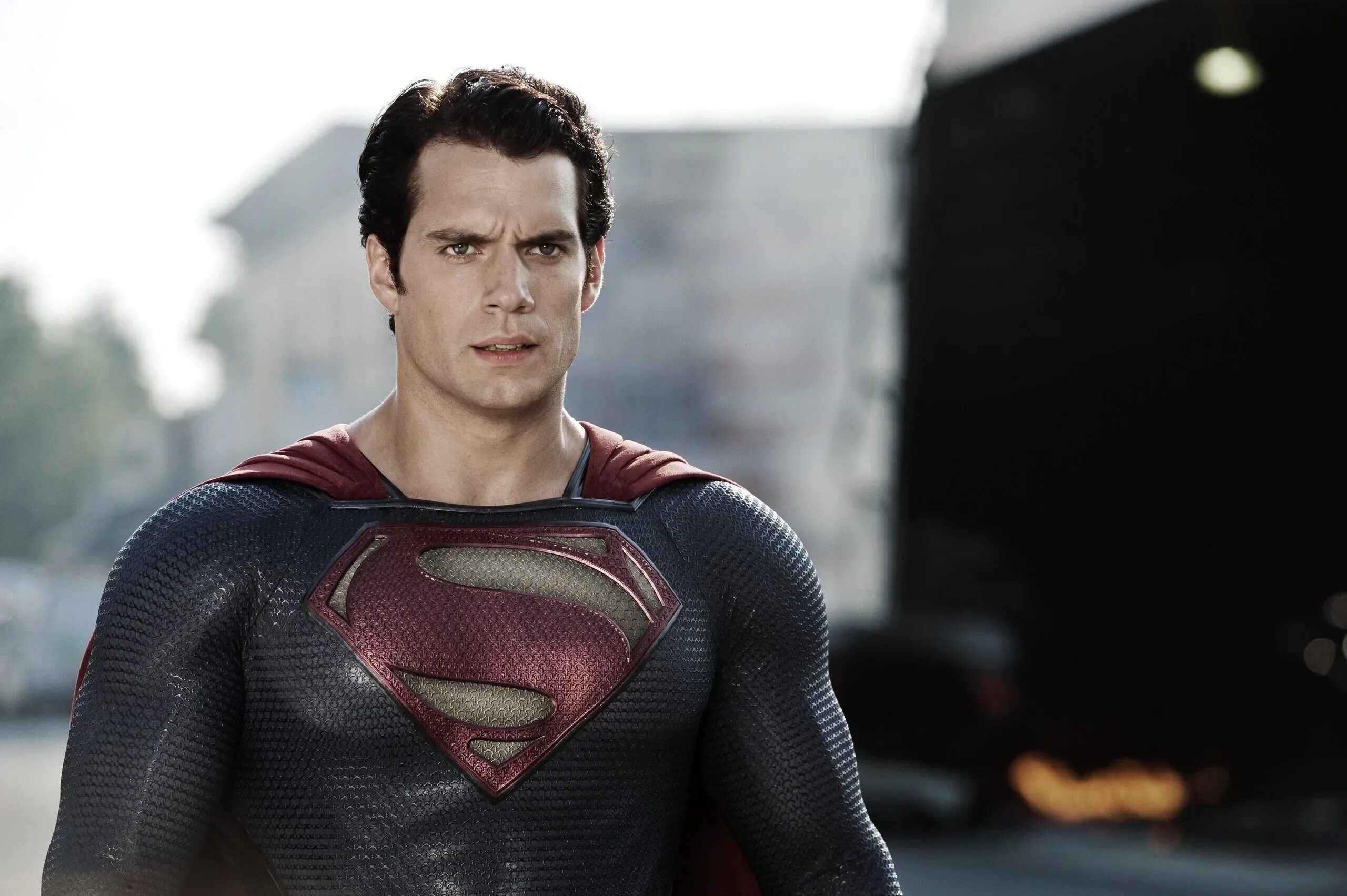 Супермен стал человеком. Хенрик Кэвелл Супермен. Кенри джафилл в роли Зубер Мена.