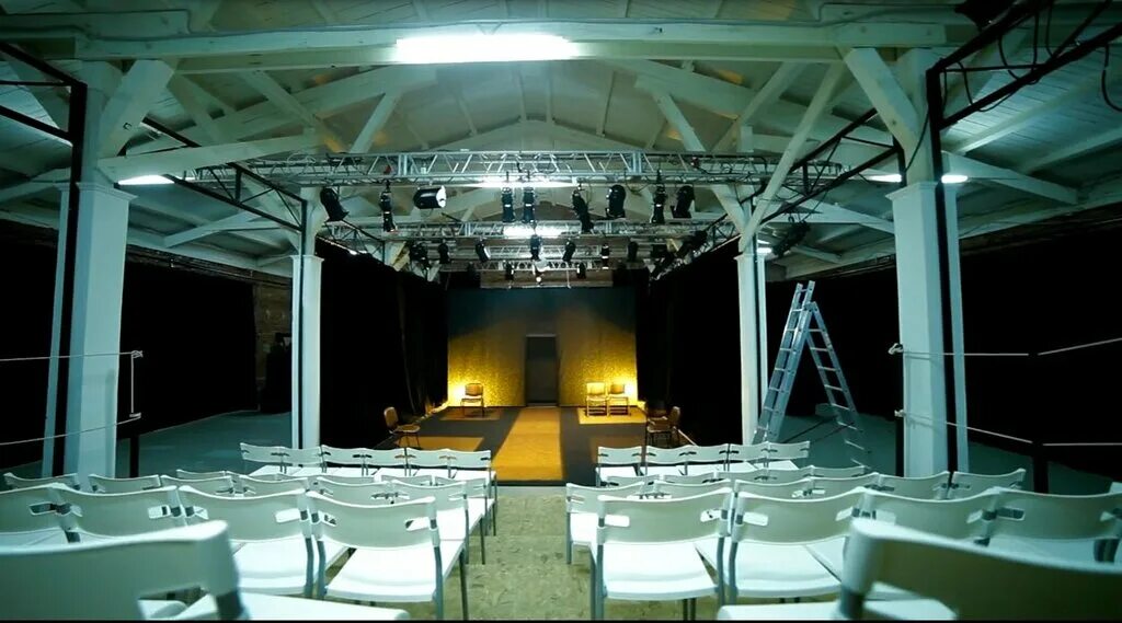 летний театр парк динамо воронеж. скороход площадка спб. концертная площадка. камерный театр зал. театральная площадка.