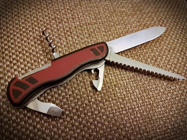Швейцарский нож. Нож gak 111. Нож викс. Нож викс. Охотничий нож victorinox.
