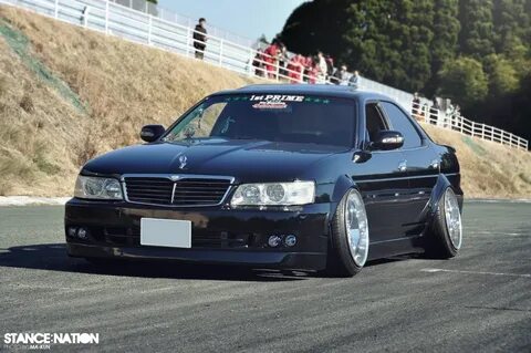 Nissan c35