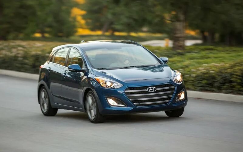 2012 Hyundai i30 First Drive CarShowroom.com.au Fuel economy, Hyundai, First dri