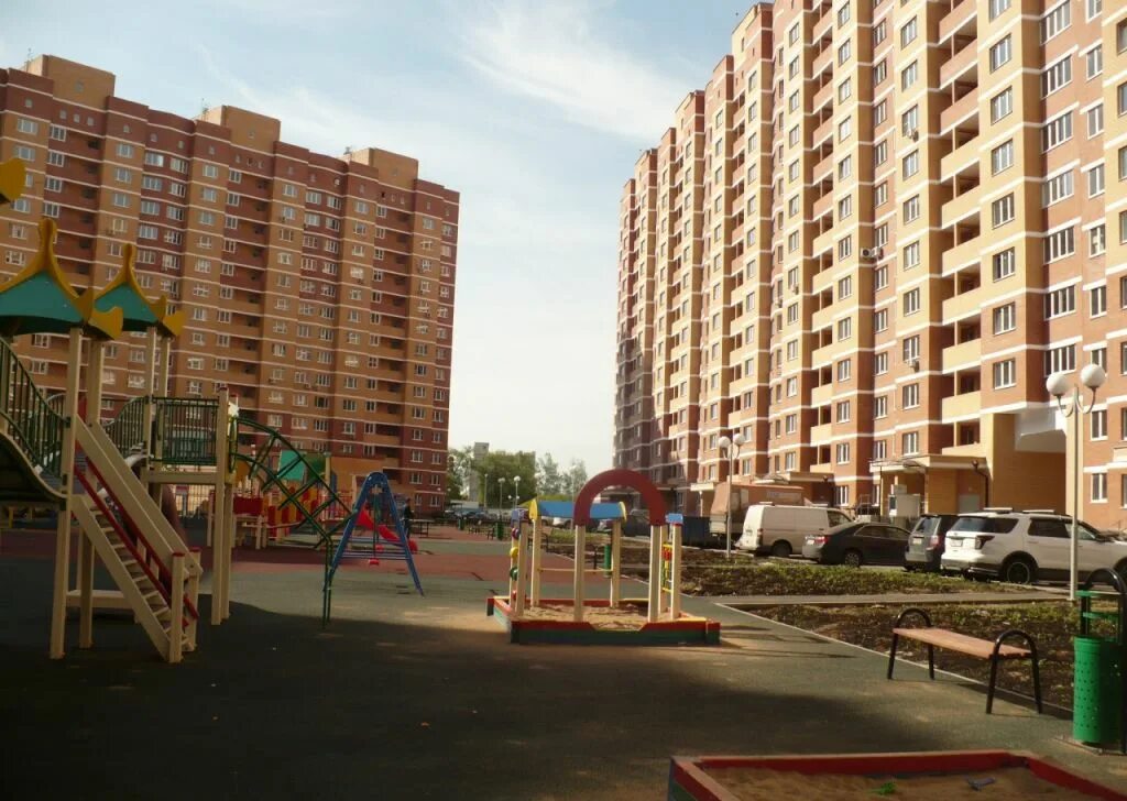 Квартиры апрелевка дубки. Апрелевка дубки 15. Улица дубки дом 11 москва. Квартиры апрелевка дубки. Квартиры апрелевка дубки.