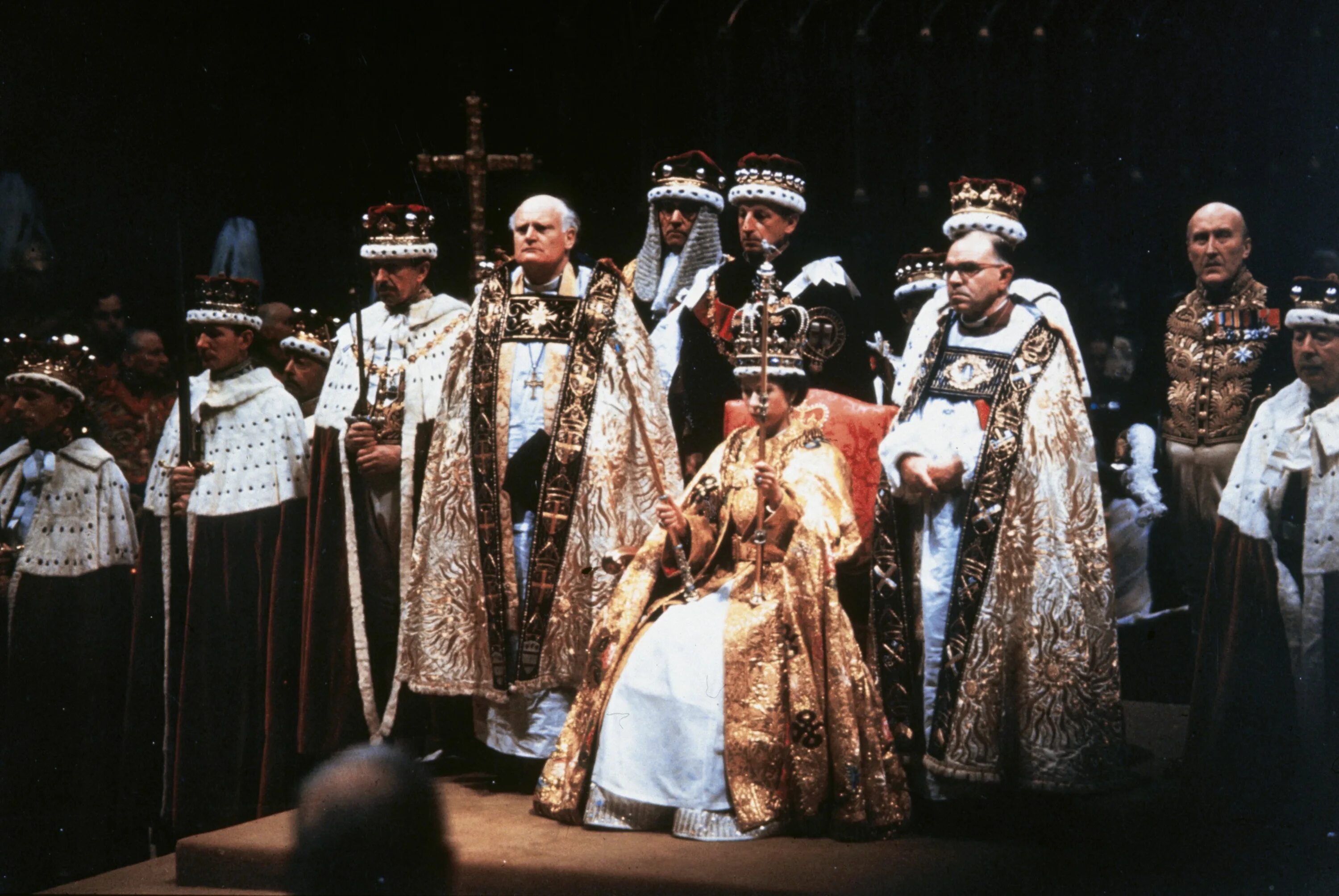 Почему короли карлы. Коронация Елизаветы 2. Коронация королевы Елизаветы 1953.