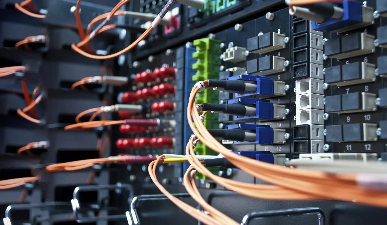 Network telecommunications. Telecommunication network. Сетевое оборудование компьютерные сет. Структура телекоммуникационной сети. Компьютерные сети.